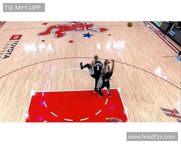 火箭与马刺激战四节最终以107比110落败精彩瞬间回顾