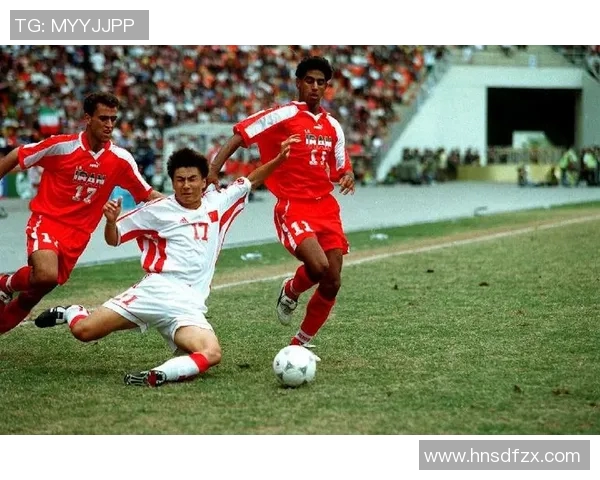 2020年中国与韩国足球对抗赛精彩回顾与赛后分析 2020年中国与韩国足球对抗赛精彩回顾与赛后分析